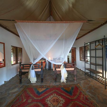 Kinasi Lodge Utende Kültér fotó
