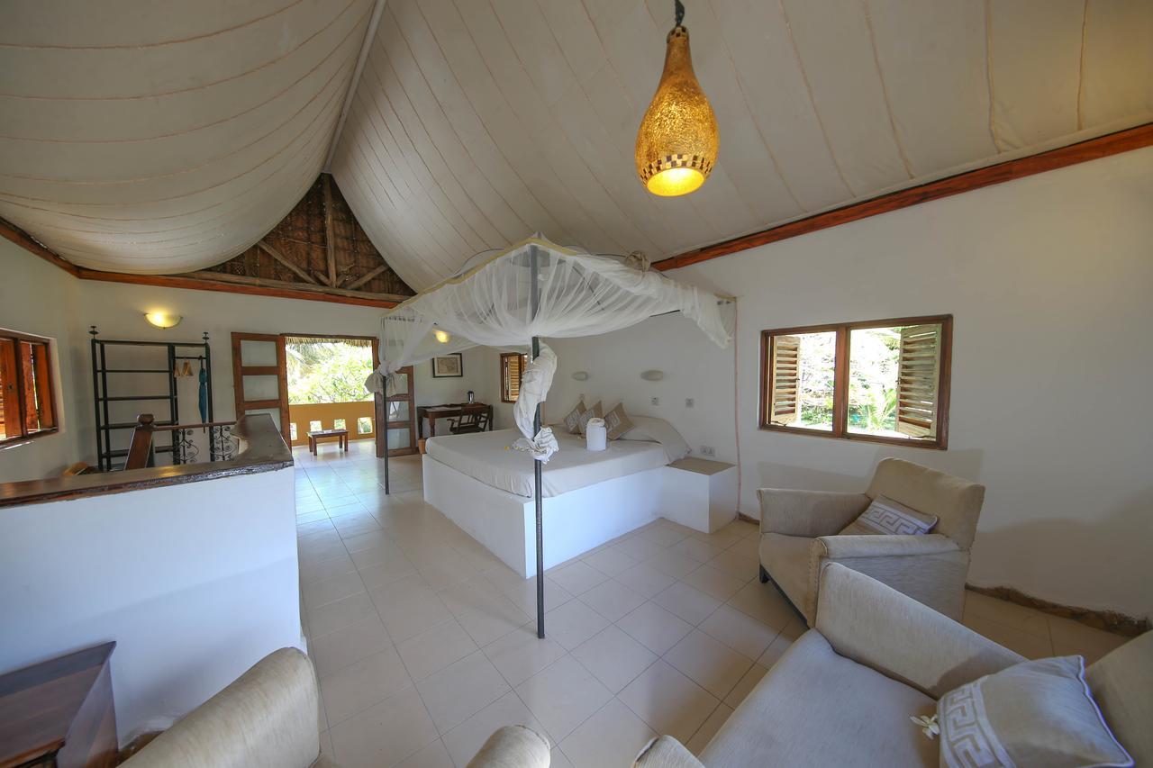 Kinasi Lodge Utende Kültér fotó
