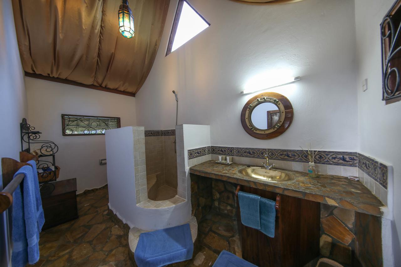 Kinasi Lodge Utende Kültér fotó