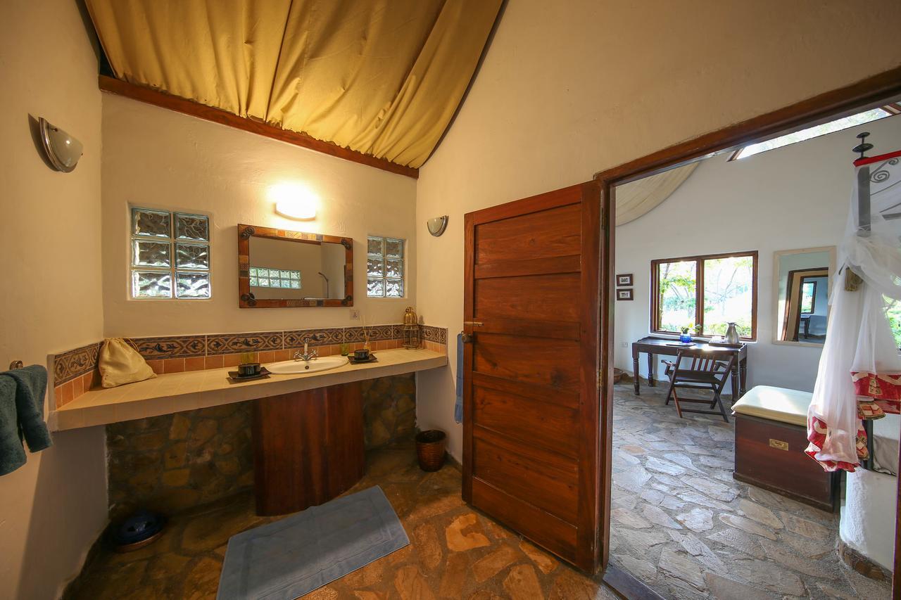 Kinasi Lodge Utende Kültér fotó