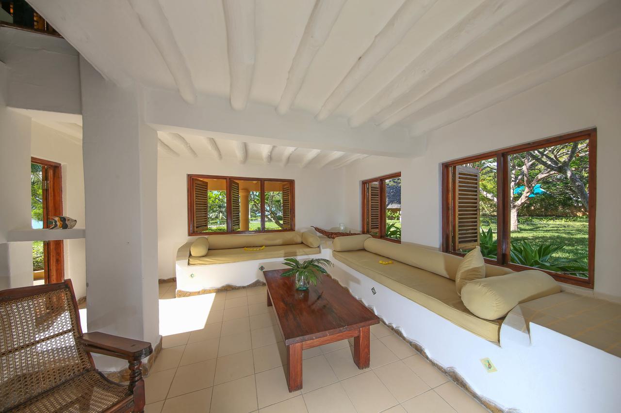 Kinasi Lodge Utende Kültér fotó