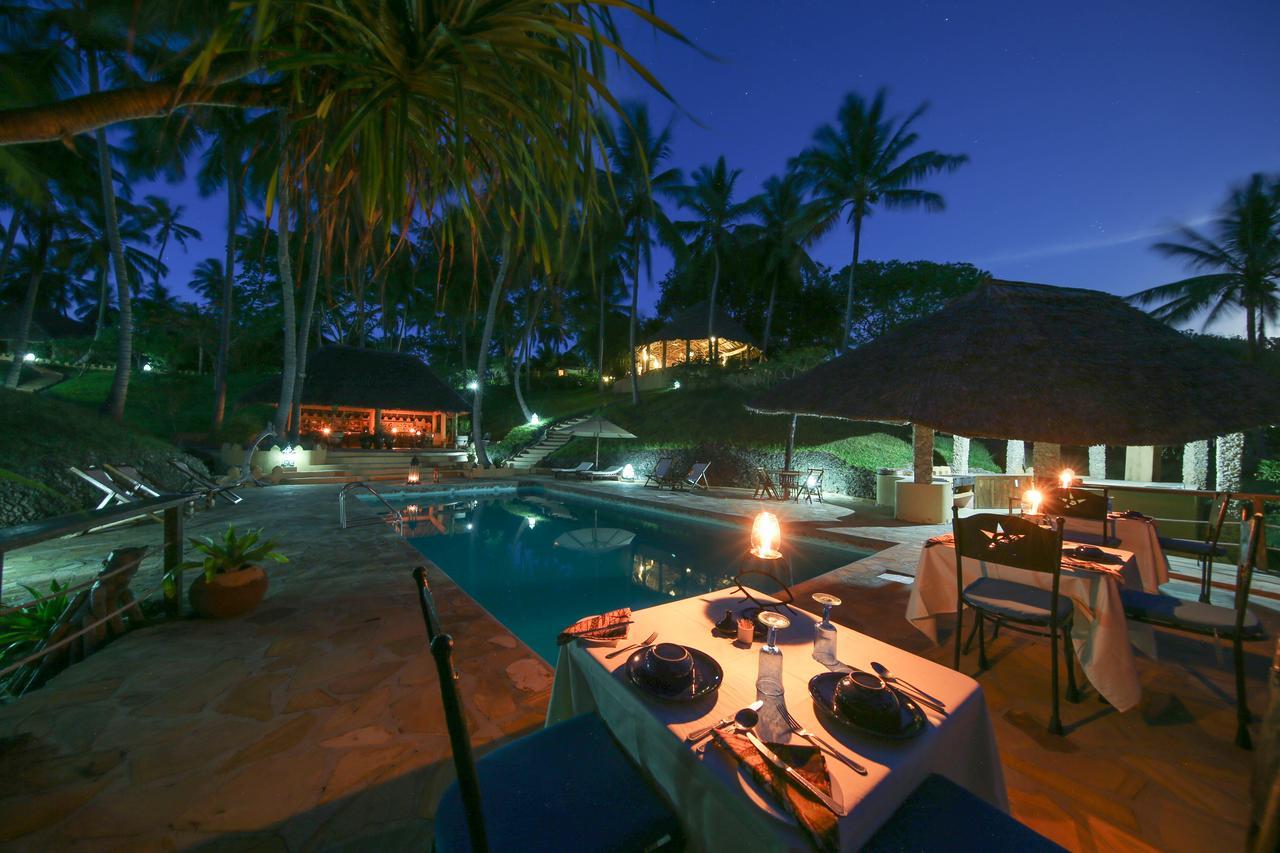 Kinasi Lodge Utende Kültér fotó